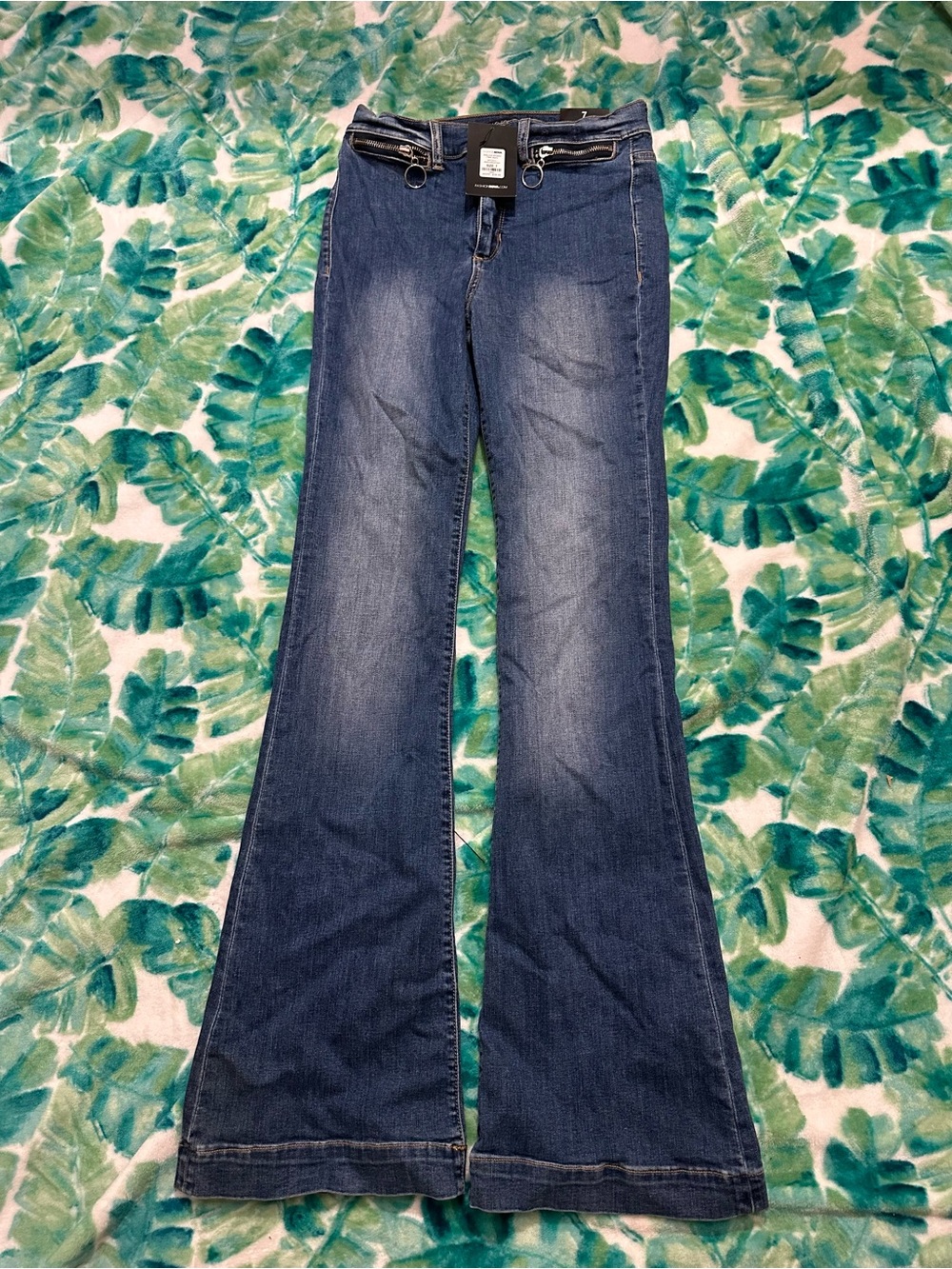 Fashion Nova Bells & Whistles Flare Jeans,7,NWT